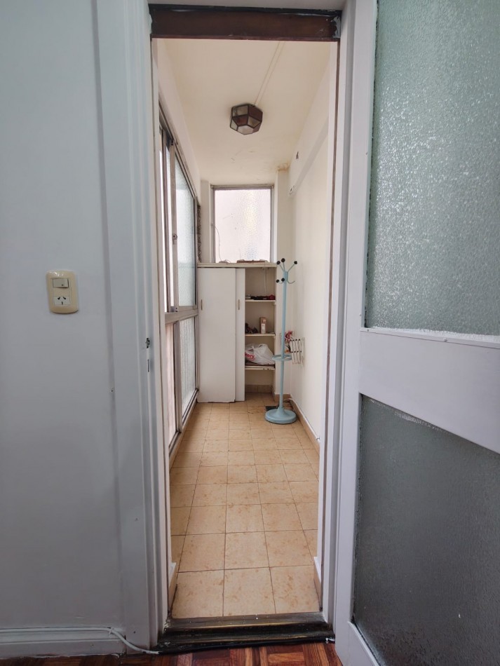 OPORTUNIDAD EN RECOLETA. Departamento de 3 ambientes super luminoso a metros de Alto Palermo. Ideal para vivienda o inversion por ubicacion, conectividad y potencial de revalorizacion
