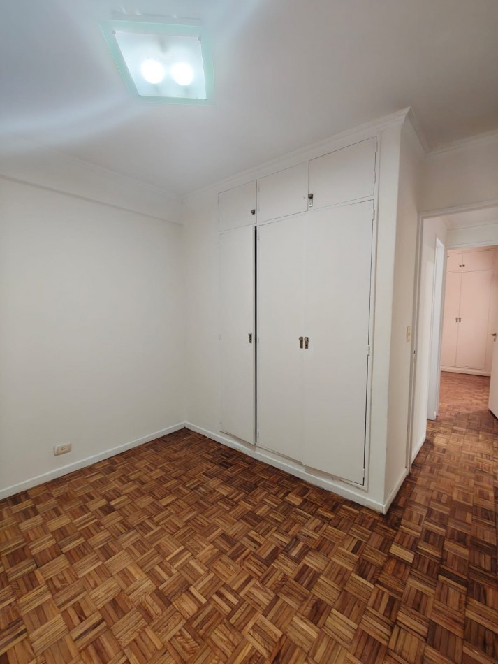 OPORTUNIDAD EN RECOLETA. Departamento de 3 ambientes super luminoso a metros de Alto Palermo. Ideal para vivienda o inversion por ubicacion, conectividad y potencial de revalorizacion