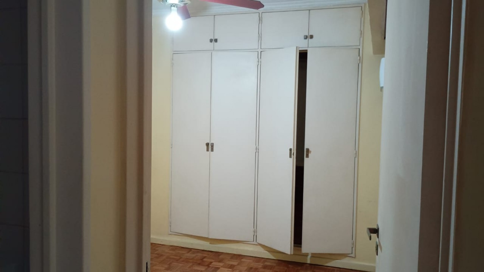 OPORTUNIDAD EN RECOLETA. Departamento de 3 ambientes super luminoso a metros de Alto Palermo. Ideal para vivienda o inversion por ubicacion, conectividad y potencial de revalorizacion
