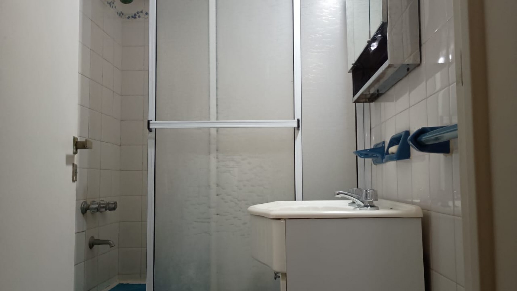 OPORTUNIDAD EN RECOLETA. Departamento de 3 ambientes super luminoso a metros de Alto Palermo. Ideal para vivienda o inversion por ubicacion, conectividad y potencial de revalorizacion
