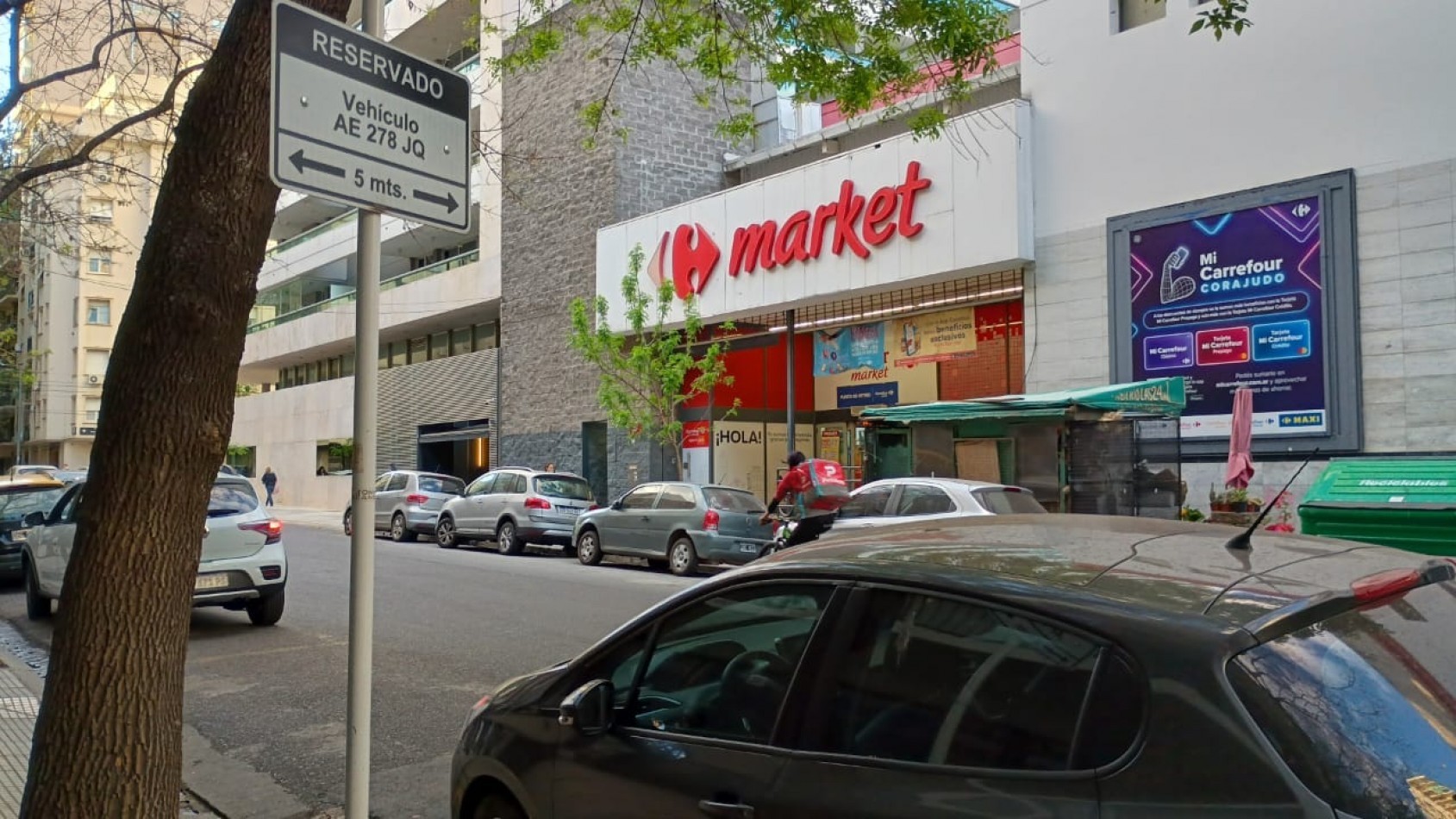 OPORTUNIDAD EN RECOLETA. Departamento de 3 ambientes super luminoso a metros de Alto Palermo. Ideal para vivienda o inversion por ubicacion, conectividad y potencial de revalorizacion