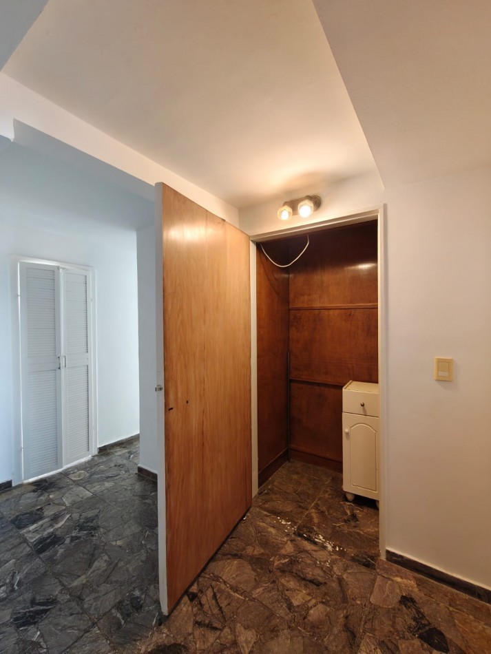 RECOLETA | VENTA 2 AMBIENTES AL FRENTE CON BALCON | 47 m² | MUY LUMINOSO