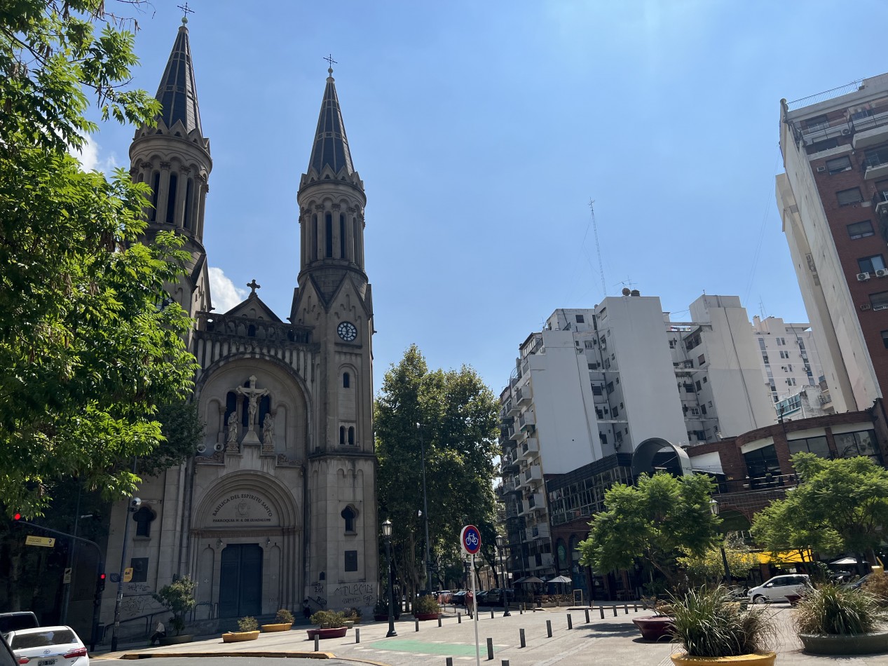 Salguero y Paraguay - excelente ubicacion en PALERMO -    2 dormitorios  amplio y luminoso! con lavarropas!