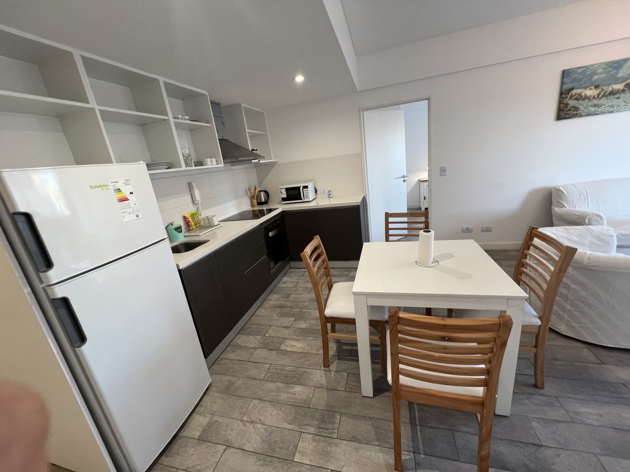 Moderno departamento de 2 amb. edif con seg. 24hs, preciosos amenities -Piscina, gimnasio, salon de eventos , parrilla -San Telmo