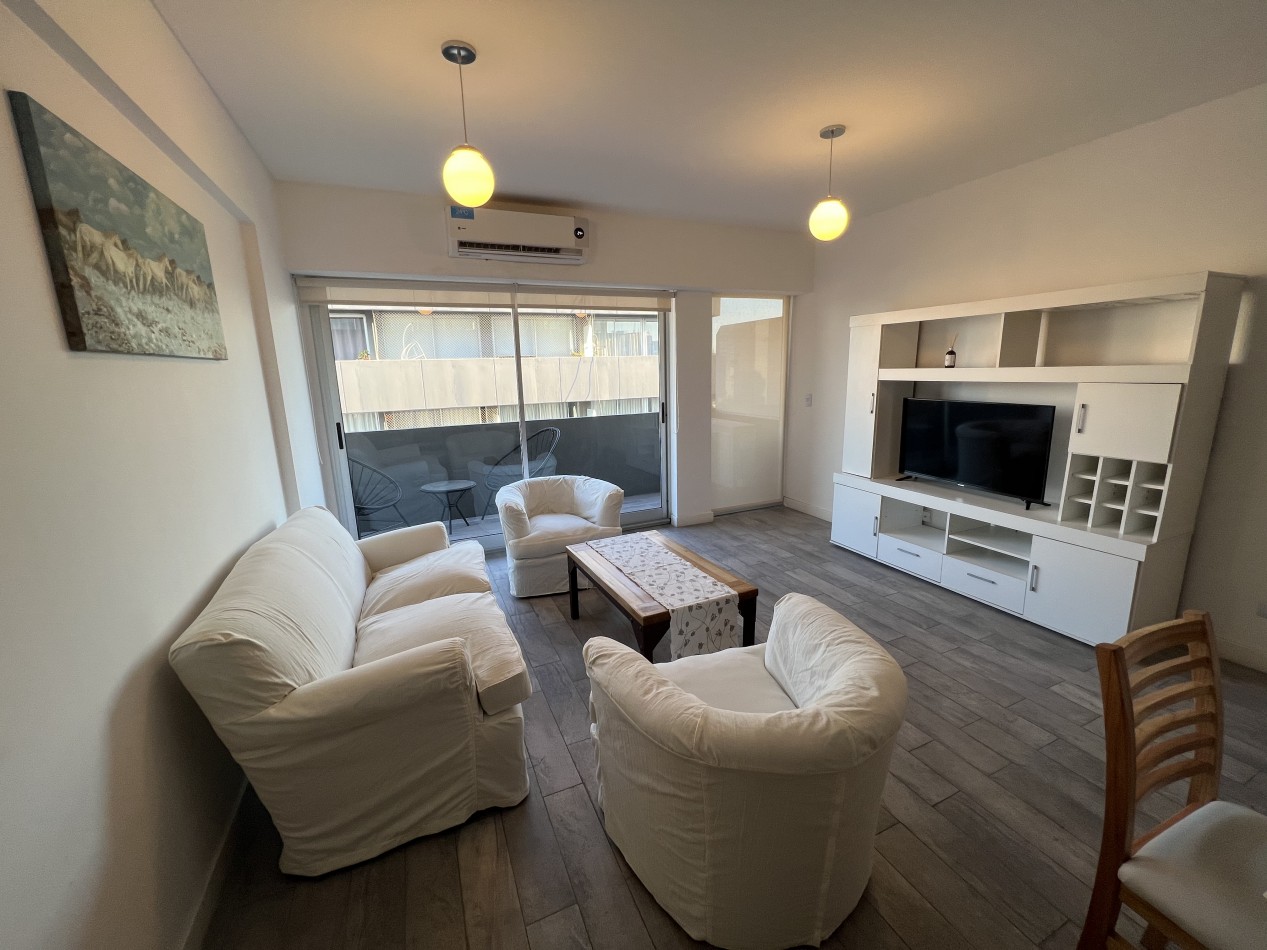 Moderno departamento de 2 amb. edif con seg. 24hs, preciosos amenities -Piscina, gimnasio, salon de eventos , parrilla -San Telmo