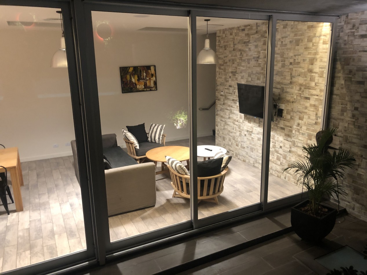 Moderno departamento de 2 amb. edif con seg. 24hs, preciosos amenities -Piscina, gimnasio, salon de eventos , parrilla -San Telmo