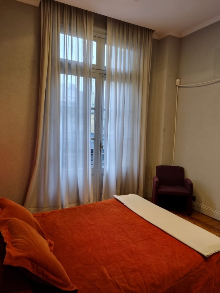 Departamento 3/4 dormitorios- Esmeralda y Av. Cordoba.