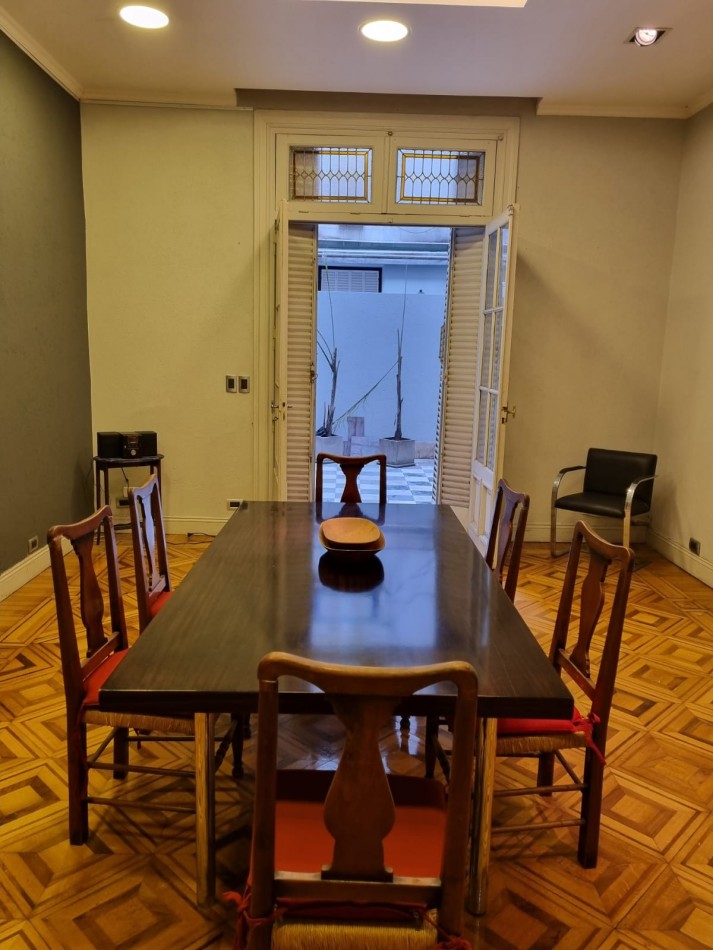Departamento 3/4 dormitorios- Esmeralda y Av. Cordoba.