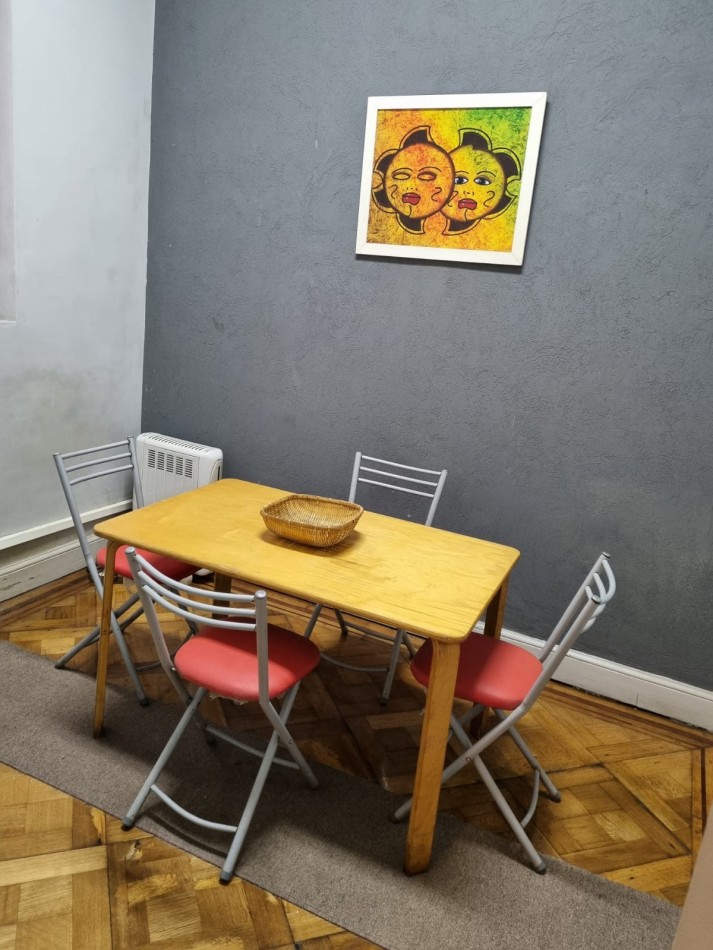 Departamento 3/4 dormitorios- Esmeralda y Av. Cordoba.