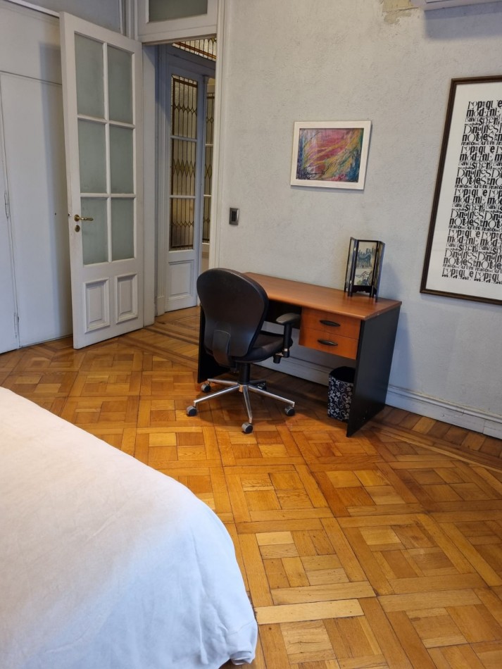 Departamento 3/4 dormitorios- Esmeralda y Av. Cordoba.