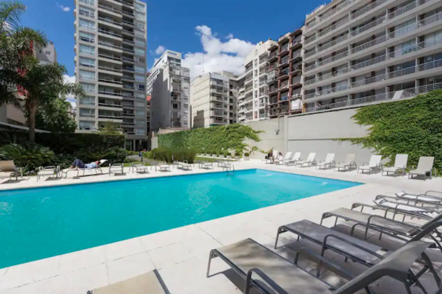 EXCELENTE 2 AMB. PALERMO SOHO - PISCINA PARRILLA SEG 24HS. -