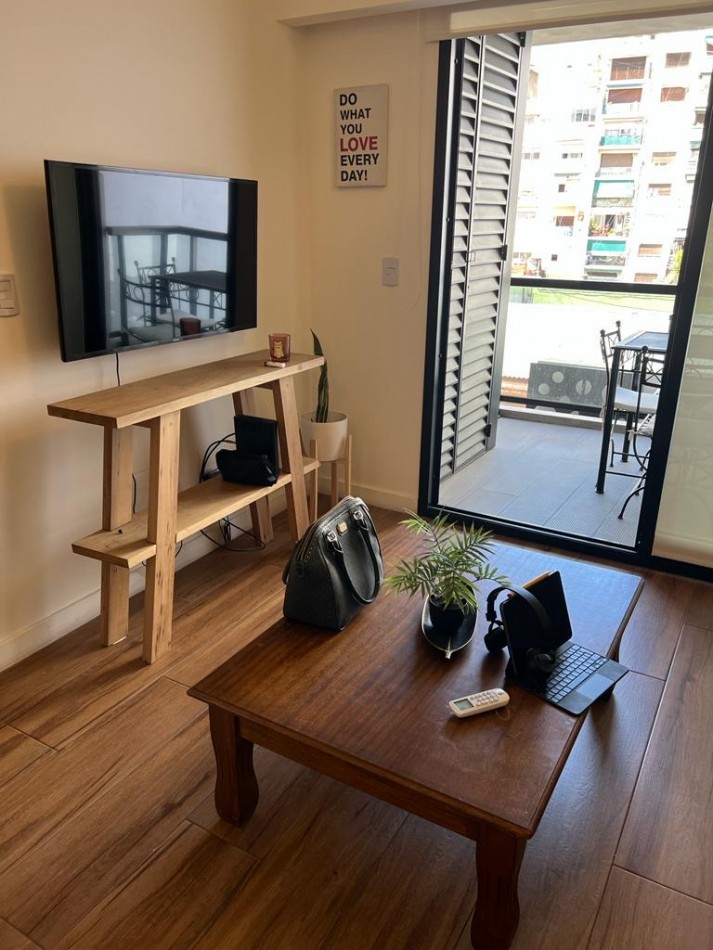 Departamento de dos ambientes en Barrio Norte, Montevideo y Parana - moderno y nuevo!