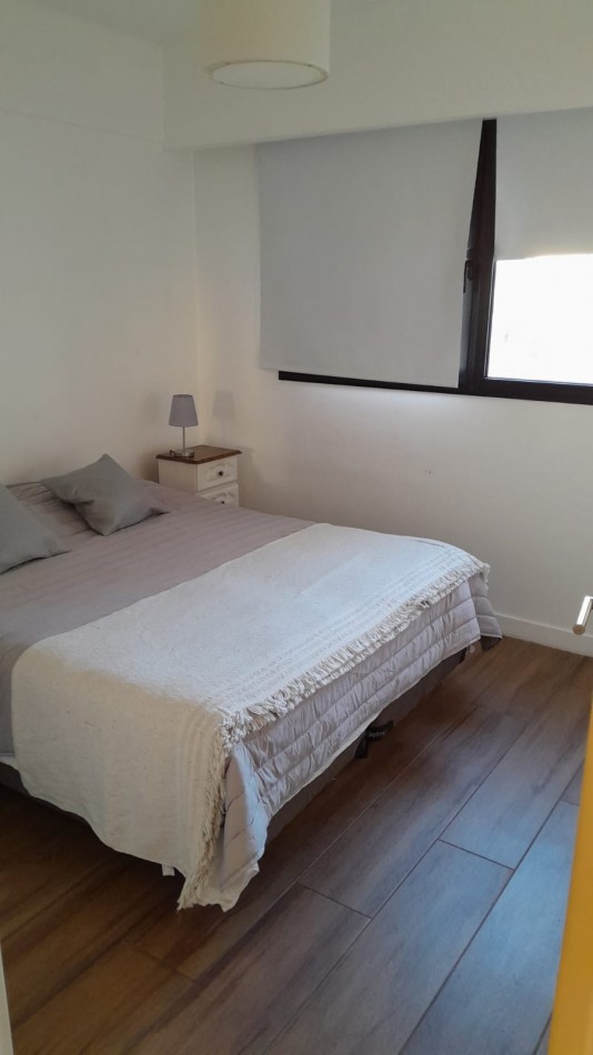 Departamento de dos ambientes en Barrio Norte, Montevideo y Parana - moderno y nuevo!