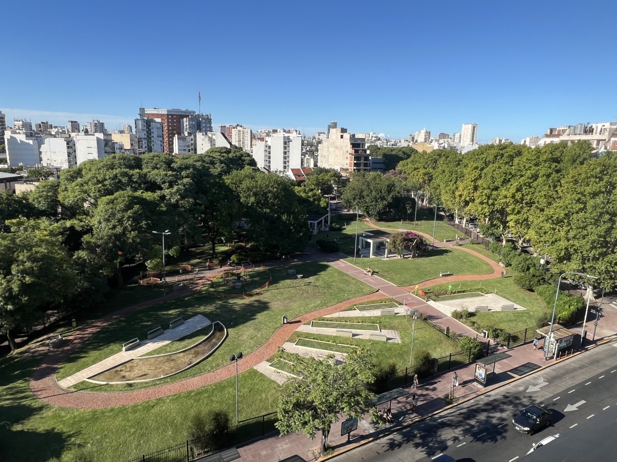 Alvarez Thomas y Elcano - Colegiales - 2 amb. Hermosa vista! Amplio balcon. expensas incluidas!