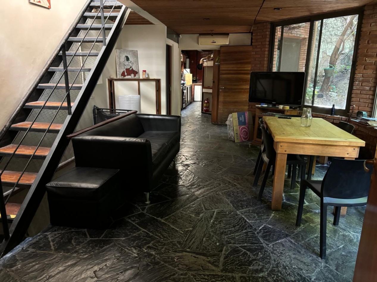 CASA EN VENTA EN COLEGIALES - 8 AMBIENTES - 5 BAÑOS - CON BOSQUE, CASCADA, ESTANQUE Y PUENTE