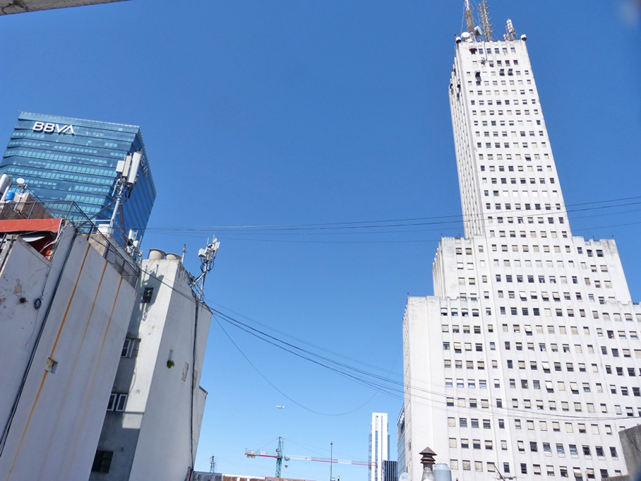 Alquiler Departamento 2 Ambientes Amoblado en Retiro, CABA - Balcon Terraza al Frente - Cerca Puerto Madero