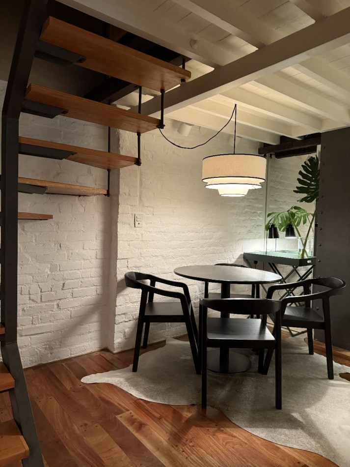 DUPLEX 2 AMBIENTES EN EDIFICIO FRANCES AMUEBLADO EN RECOLETA