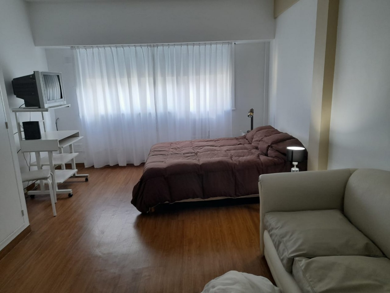 Departamiento de dos ambientes en Plaza San Martin