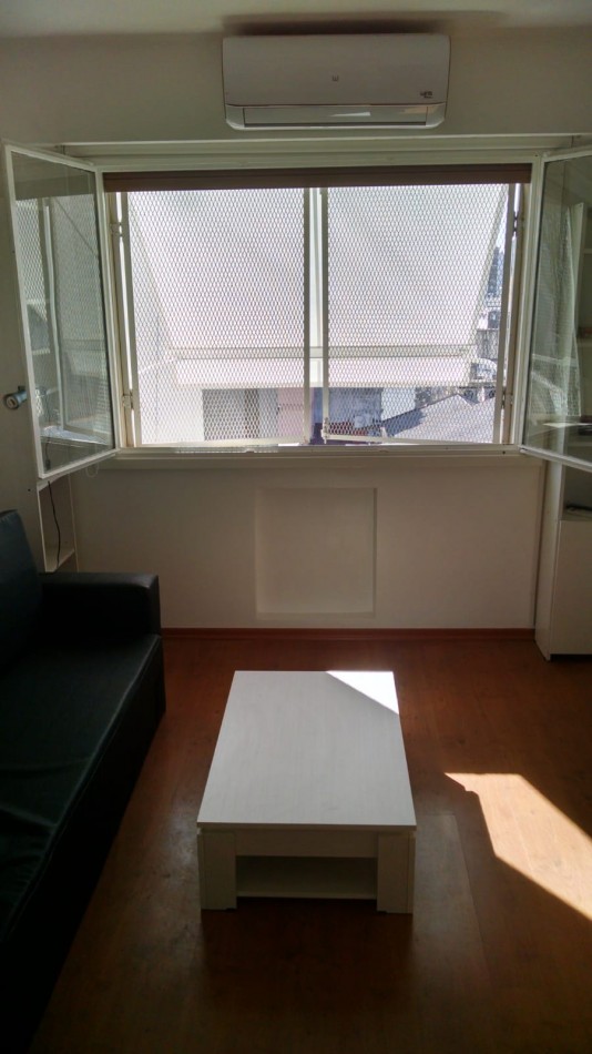 Monoambiente amoblado y equipado a pasos del obelisco