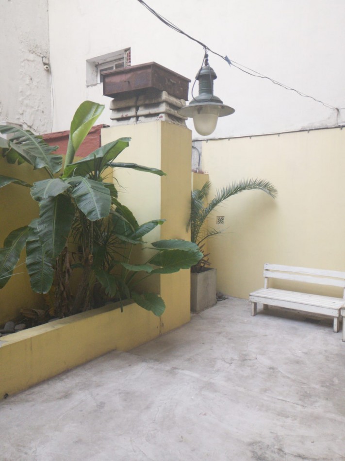 PB 2 Amb con Gran Patio 22m² | Amoblado | Acepta Mascotas | Santa Fe y Riobamba