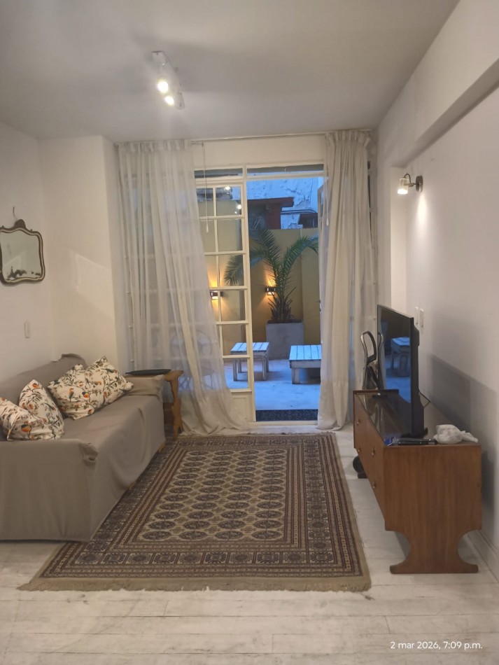 PB 2 Amb con Gran Patio 22m² | Amoblado | Acepta Mascotas | Santa Fe y Riobamba