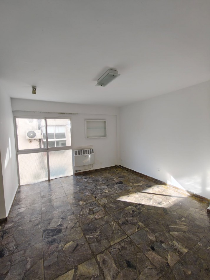 Departamento 2 Ambientes en Alquiler | Barrio Norte | Balcon al Frente | Luminoso | Apto Mascotas