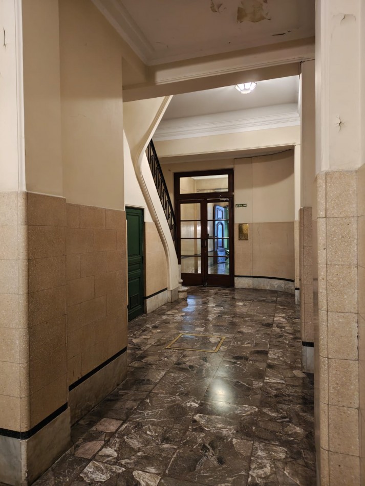 Monoambiente en Piso Alto | Muy Luminoso | Excelente Ubicacion en Retiro | Vista Abierta