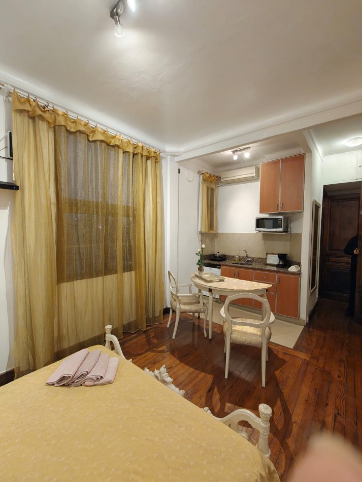 Monoambiente en Piso Alto | Muy Luminoso | Excelente Ubicacion en Retiro | Vista Abierta