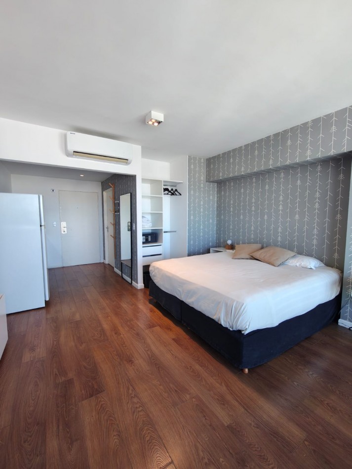Monoambiente en alquiler Torre Bellini Retiro amoblado con balcon vista abierta y amenities