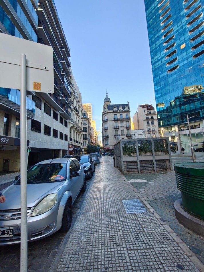 Monoambiente en alquiler Torre Bellini Retiro amoblado con balcon vista abierta y amenities