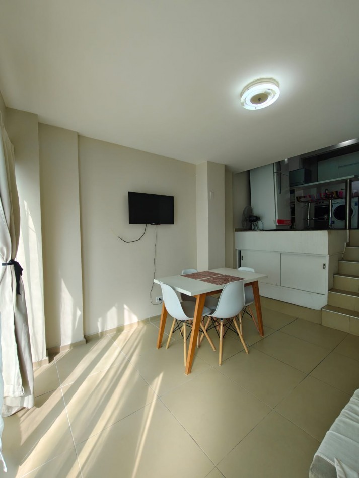 Venta Duplex dos ambientes y medio con balcon en Barrio Norte Av. Santa Fe y Rodriguez Peña