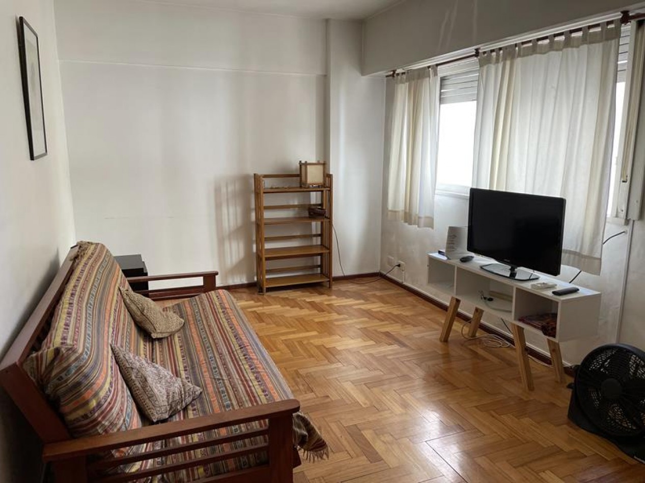 Departamento 2 Ambientes en Venta en Balvanera, Piso 5 Contrafrente