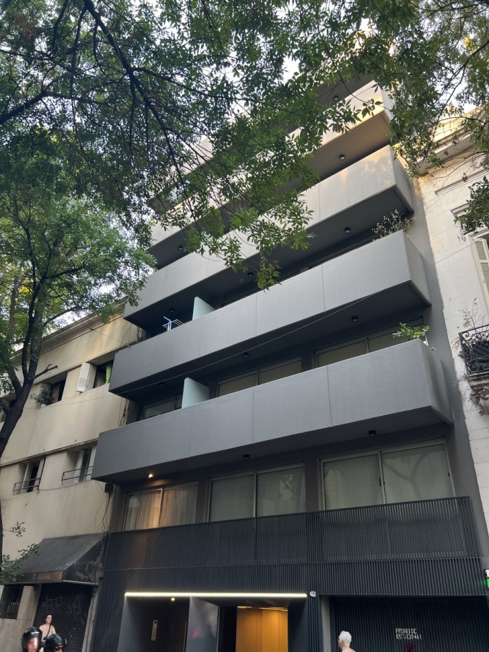 Moderno departamento de 2 amb. edif con seg. 24hs, preciosos amenities -Piscina, gimnasio, salon de eventos , parrilla -San Telmo
