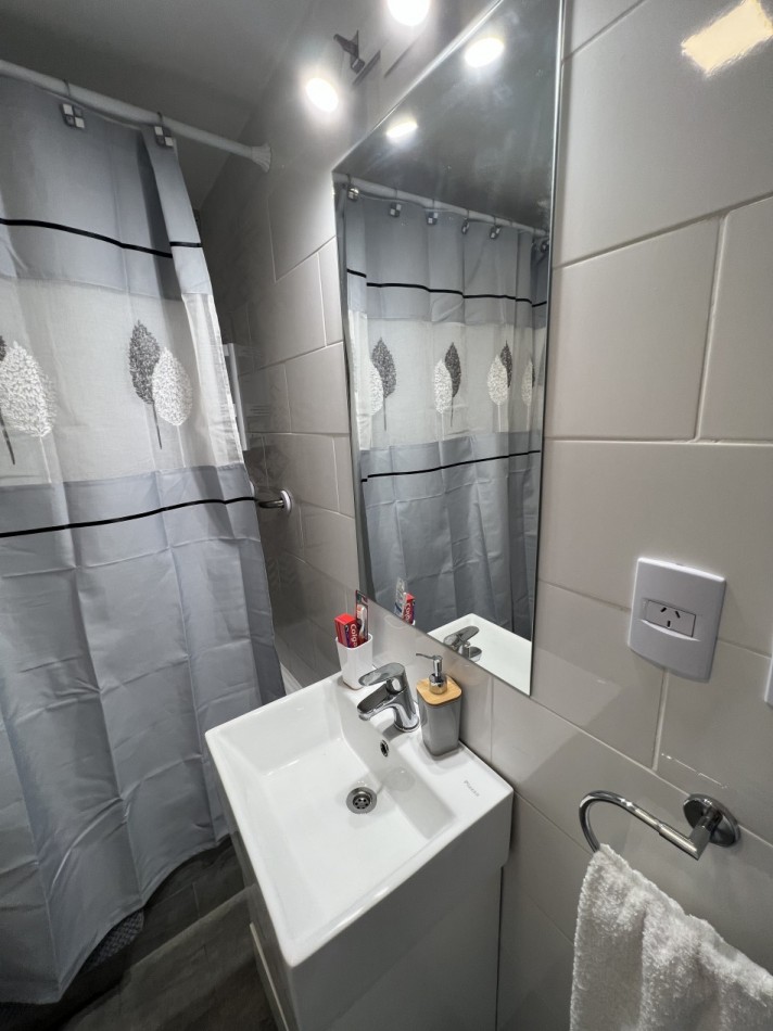 Moderno departamento de 2 amb. edif con seg. 24hs, preciosos amenities -Piscina, gimnasio, salon de eventos , parrilla -San Telmo
