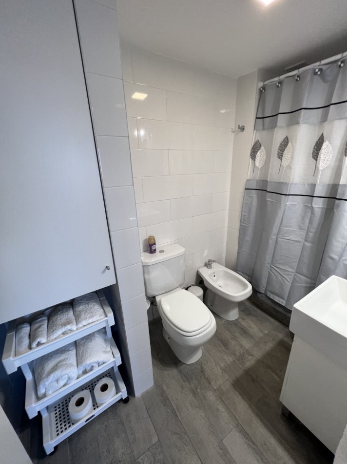 Moderno departamento de 2 amb. edif con seg. 24hs, preciosos amenities -Piscina, gimnasio, salon de eventos , parrilla -San Telmo