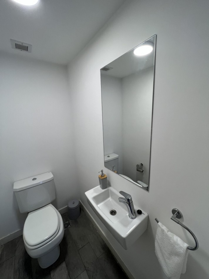Moderno departamento de 2 amb. edif con seg. 24hs, preciosos amenities -Piscina, gimnasio, salon de eventos , parrilla -San Telmo
