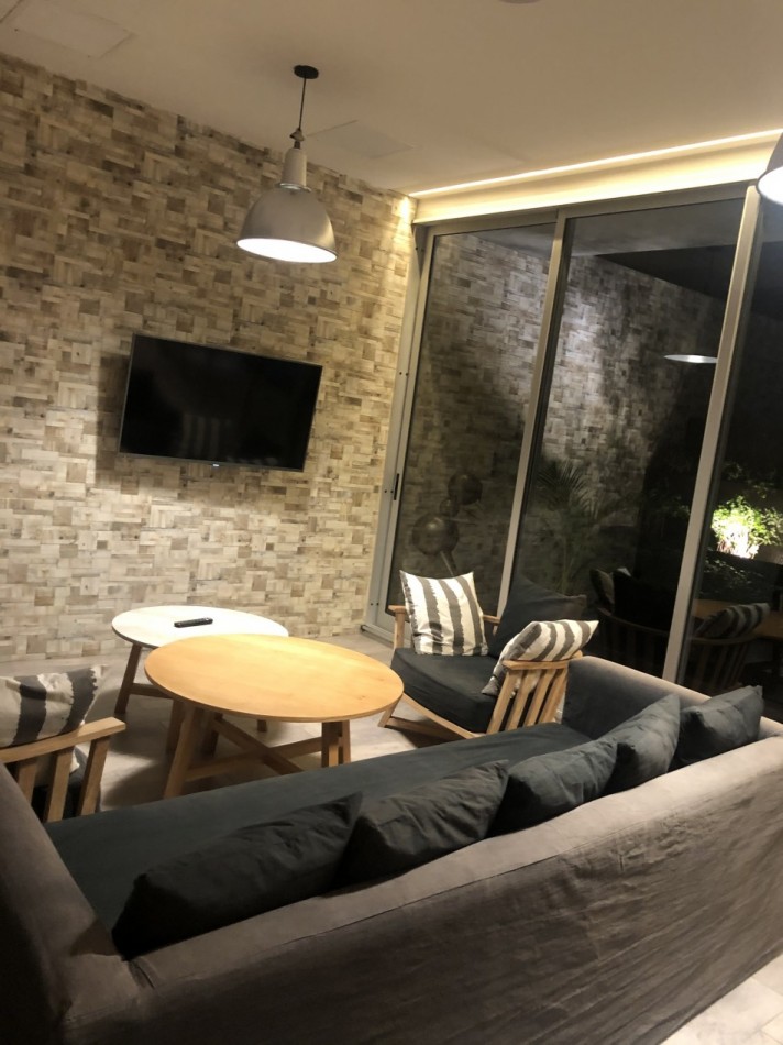 Moderno departamento de 2 amb. edif con seg. 24hs, preciosos amenities -Piscina, gimnasio, salon de eventos , parrilla -San Telmo