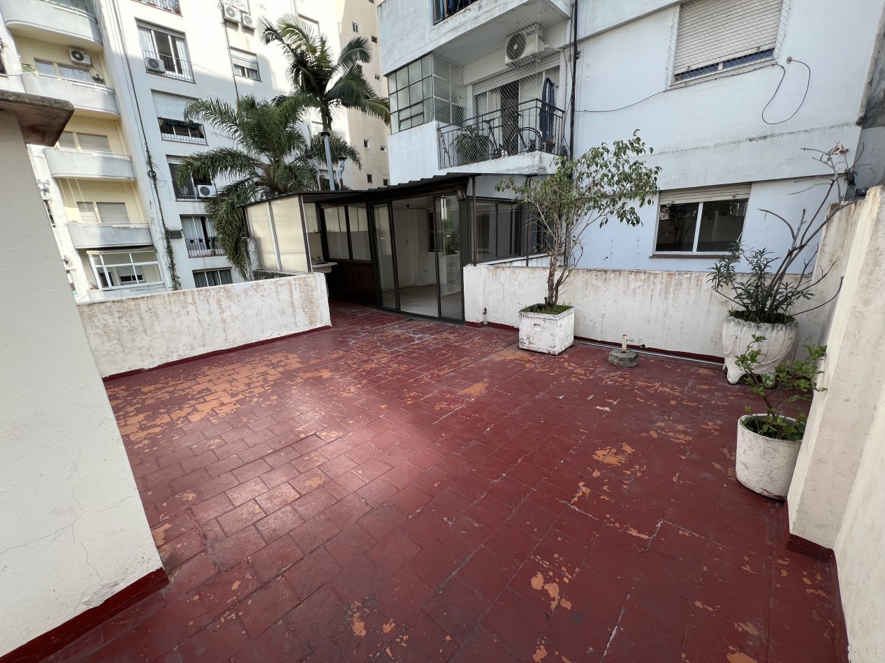 AGUERO 1600 - a pasos de Av. Santa Fe - amplia terraza privada. RECOLETA ---se esta pintando a nuevo!