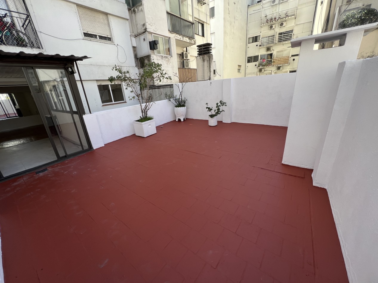 AGUERO Y AV SANTA FE - Amplios ambientes -  terraza privada. RECOLETA --