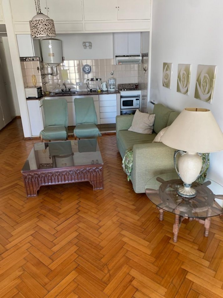 Monoambiente con Balcon | Piso Alto | Amoblado y Equipado | Palermo | Av. Cordoba al 3500