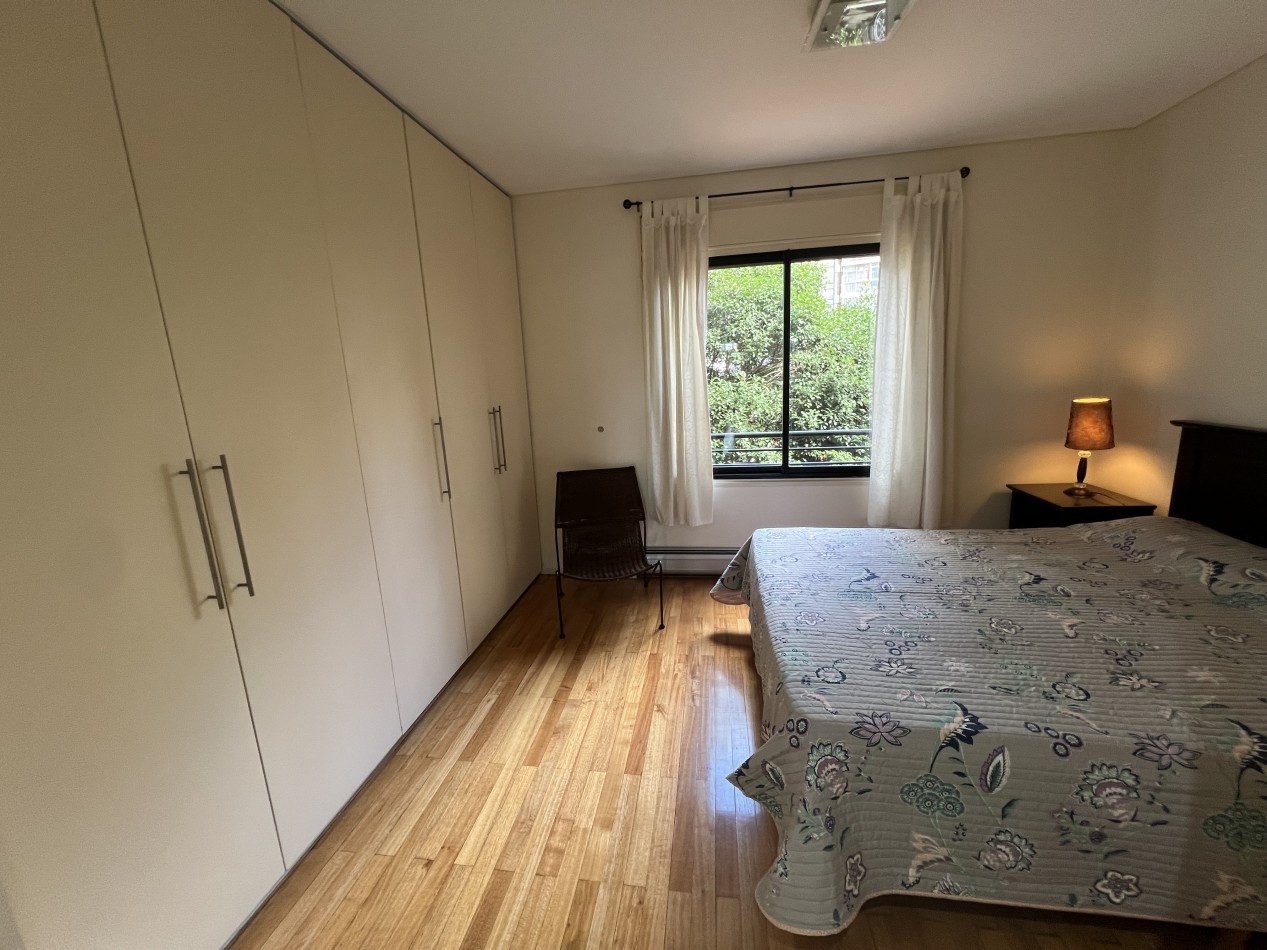 Las Cañitas - 2 ambientes, amplio dormitorio en suite , balcon, lavadero propio! Muy luminoso - 