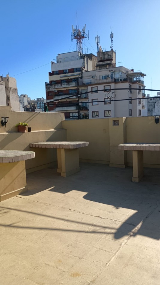 Alquiler de Casa tipo PH de 3 ambientes con patio en Balvanera - Anchorena y Sarmiento