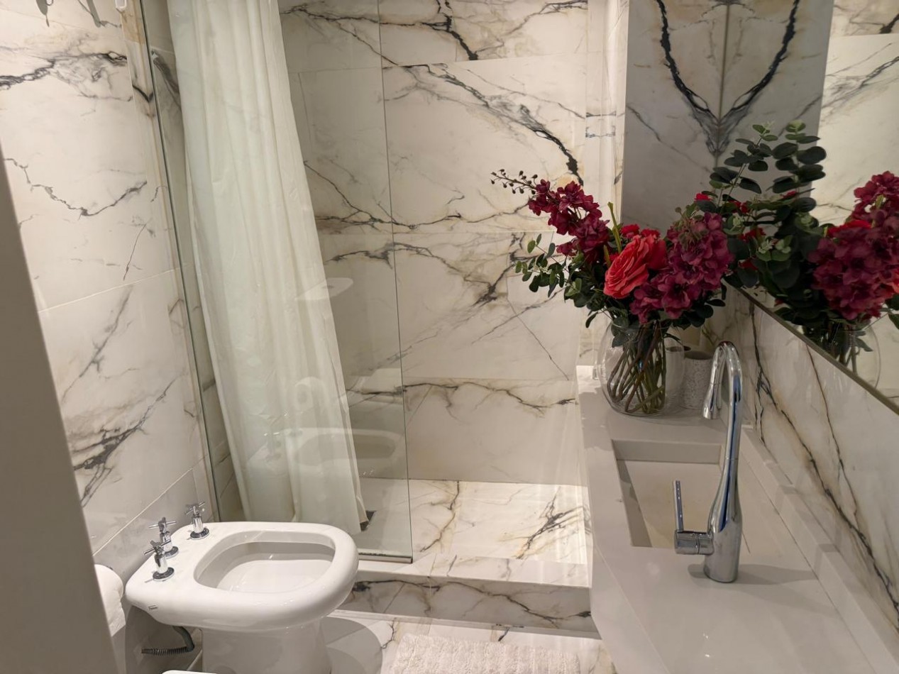 Departamento de 3 ambientes, con parrilla y vista panoramica