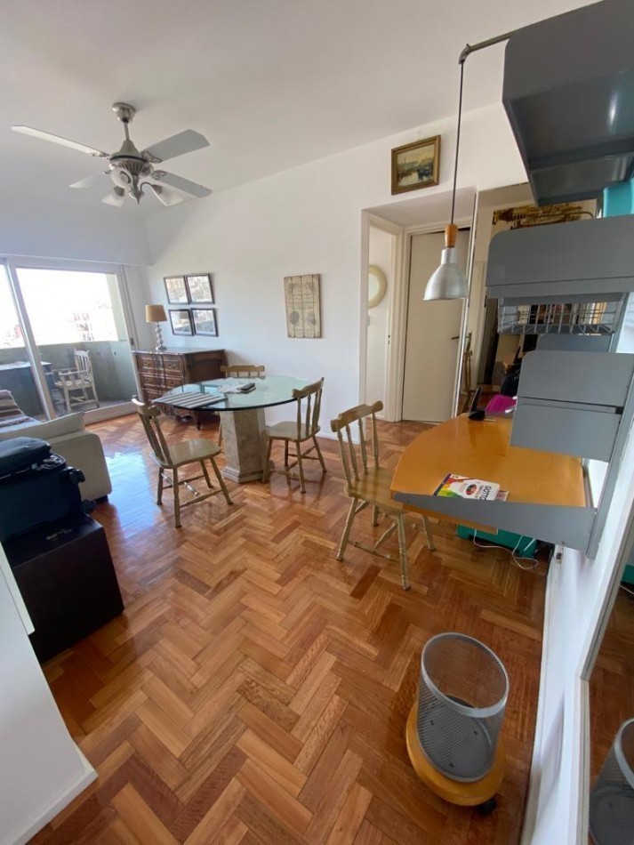 Departamento 2 Ambientes Amoblado en Alquiler en Recoleta con Balcon Seguridad 24 Horas y Vista Abierta