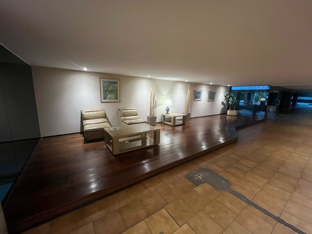 Departamento 3 Ambientes en Alquiler en Barrio Norte sobre Santa Fe Excelente Ubicacion Luminoso y Silencioso