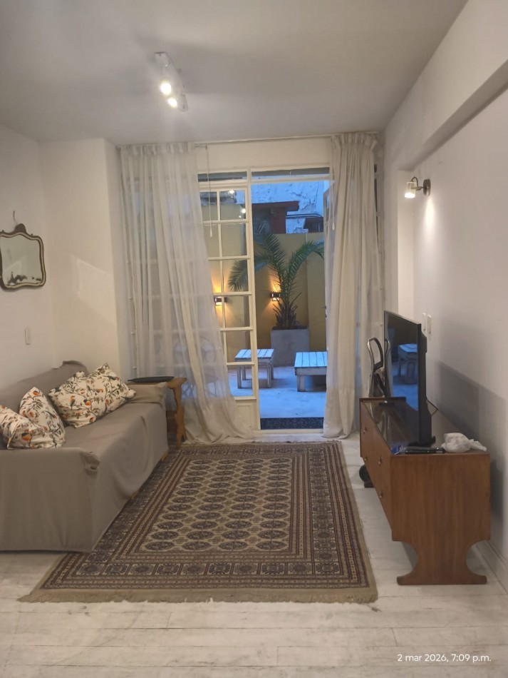 PB 2 Ambientes Amoblado en Alquiler con Patio de 22 m² Apto Mascotas Santa Fe y Riobamba