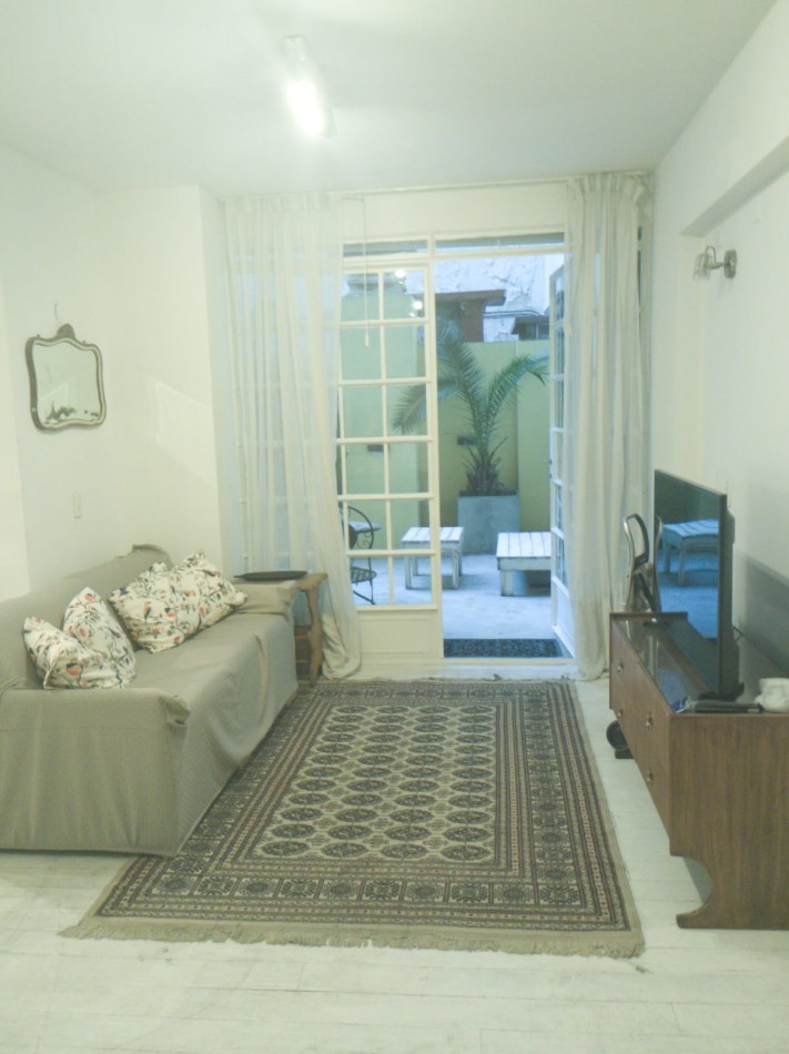 PB 2 Ambientes Amoblado en Alquiler con Patio de 22 m² Apto Mascotas Santa Fe y Riobamba