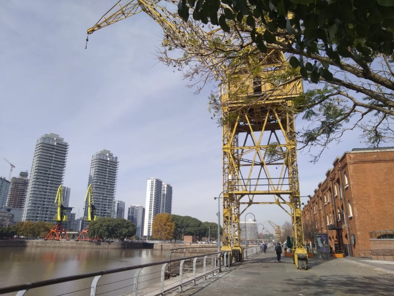 Monoambiente Amoblado en Alquiler en San Telmo con Piscina a Metros de Puerto Madero