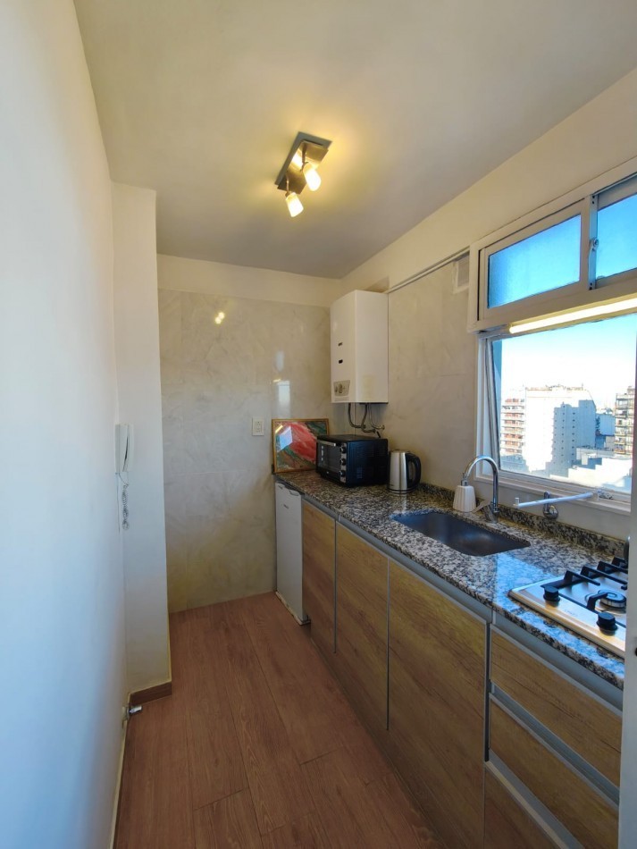 Monoambiente en Alquiler en Almagro, Piso Alto con Vista Panoramica