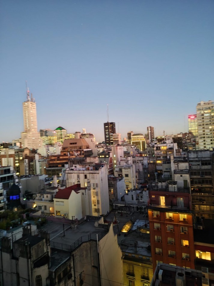 Monoambiente en Alquiler en Retiro, Piso Alto con Vista Abierta